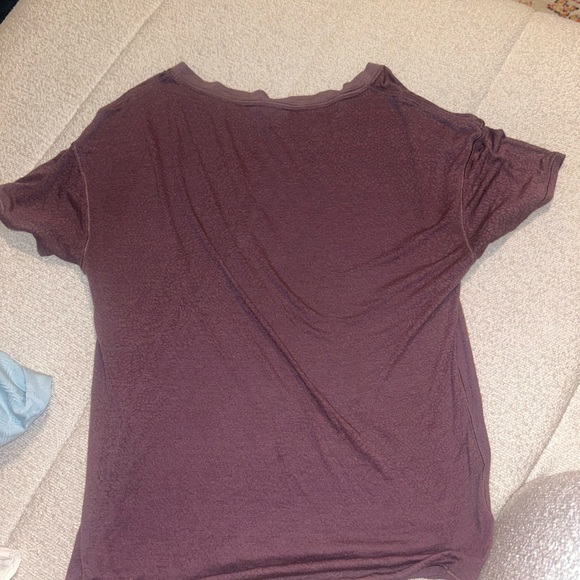 maroon workout top - Picture 4 of 4